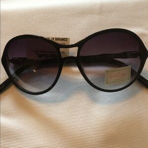 Lilly Pulitzer Black and purplish/grayish Sunglasses with brown and black frame
